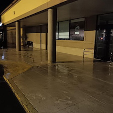 Sparkling-Clean-Sidewalks-Commercial-Pressure-Washing-Services-Performed-in-Pensacola-FL 24